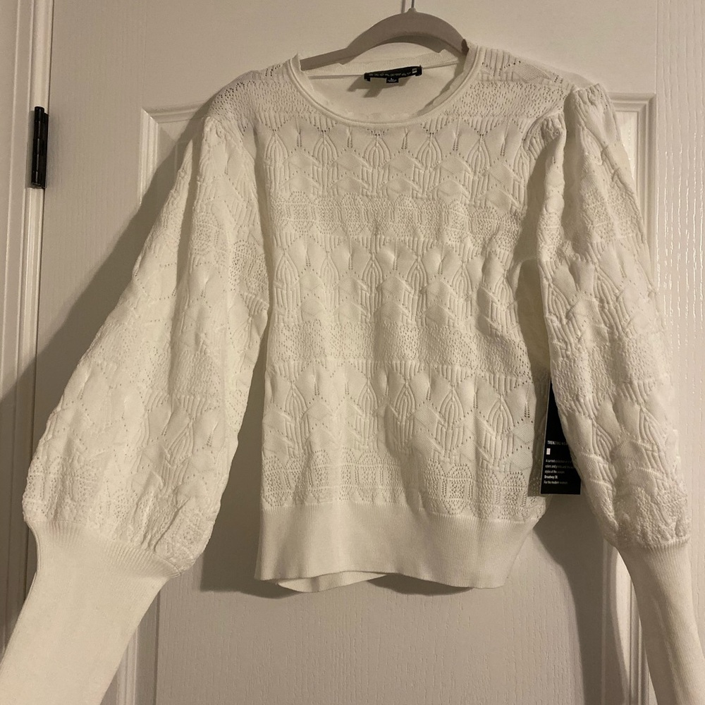 Women’s Broadway 38 size Large white sweater - Picture 6 of 7